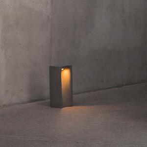 FARO BARCELONA LED-svetilka za podnožje Grot, 3000K, siva, beton, IP55, višina 40 cm, Siva, Beton, Sodobni