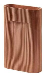 MuutoMuuto - Ridge Vase H35 Terracotta Muuto