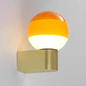 MARSET LED stenska svetilka Dipping Light A1, oranžna/zlata, zatemnjen, Zlata / medeninasta, Dnevna soba / jedilnica, Kovina, Dizajn, Globus