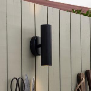 Globen Lighting stenska svetilka Hubble, črna, višina 21 cm IP44, zatemnjen, Črna, Dnevna soba / jedilnica, Aluminij