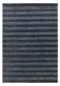 Temno modra ročno tkana preproga iz recikliranih vlaken 160x230 cm Connor – MADE