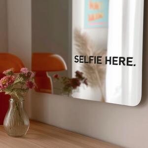 Nalepka za ogledalo S22 – SELFIE HERE