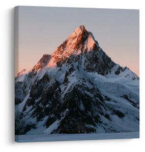 Slika tihi alpski vrh ob sončnem zahodu