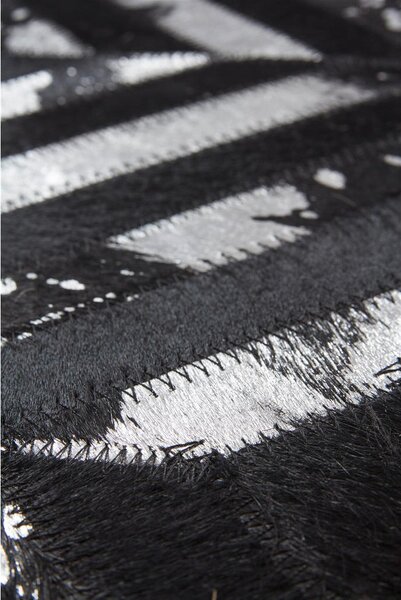 RAVNO TKANA PREPROGA Spark 410 Schwarz / Silber 80/150 cm črna, srebrne barve