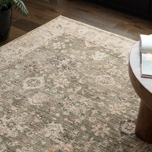 Zelena/bež ročno tkana preproga 120x160 cm Heriz Ornate – Asiatic Carpets