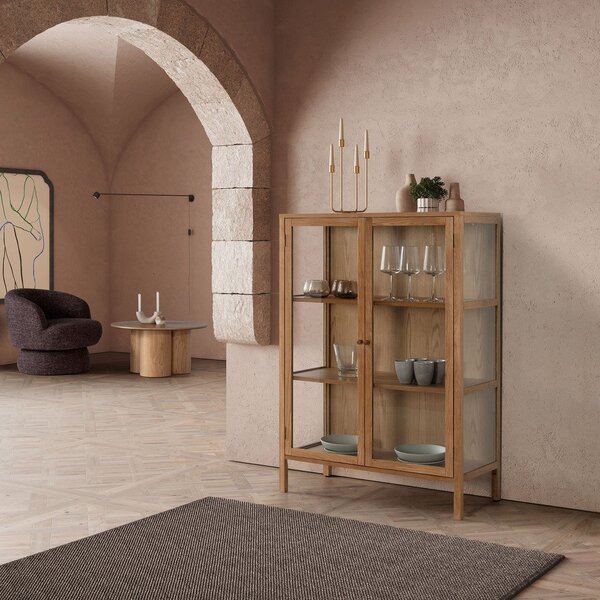 Vitrina v hrastovem dekorju v naravni barvi 90x126x40 cm Ceci – MOME