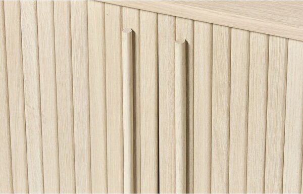Komoda v hrastovem dekorju z drsnimi vrati v naravni barvi 140x76x45 cm Meta – Unique Furniture