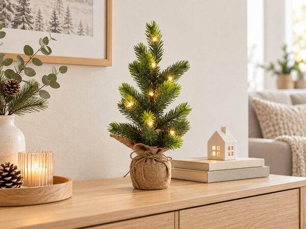 Umetno božično drevo MALI SMREK z LED osvetlitvijo, 37 cm