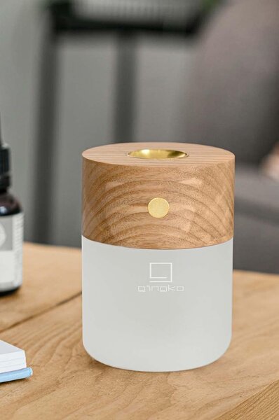 Gingko Design svetilka LED les