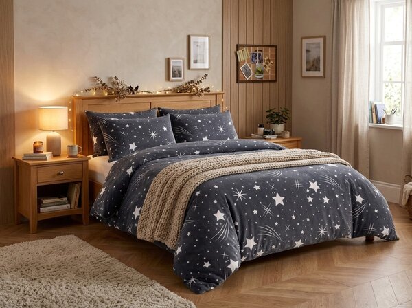 Posteljnina mikropliš NIGHT SKY siva Dimenzije posteljnine: 70 x 90 cm | 140 x 200 cm