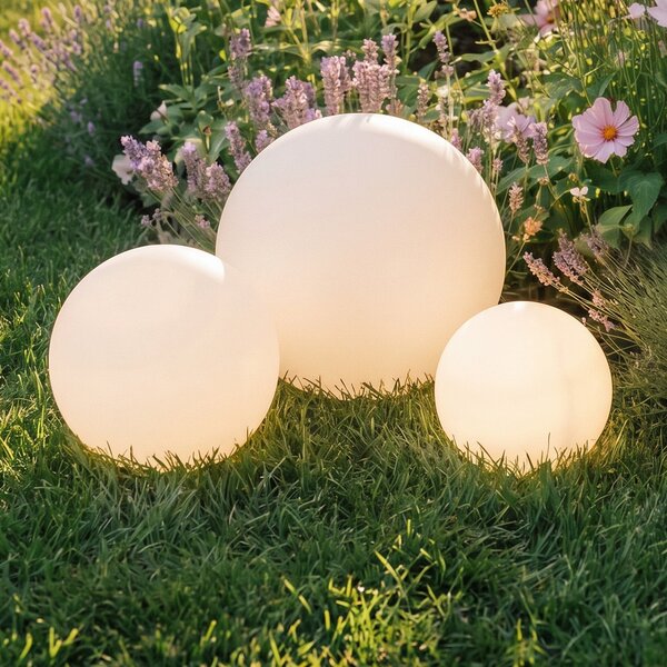 Lindby LED solarne svetilke Lago, komplet 3, globusi, zemeljski trn, bela, Bela, Plastika, Sodobni, Zunanji globus