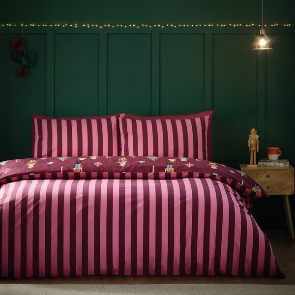 Rožnata/vijolična posteljnina za zakonsko posteljo 200x200 cm Nutcracker Stripe – Catherine Lansfield