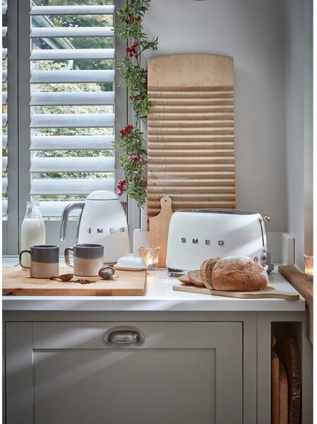 Mat bel opekač 50's Retro Style – SMEG
