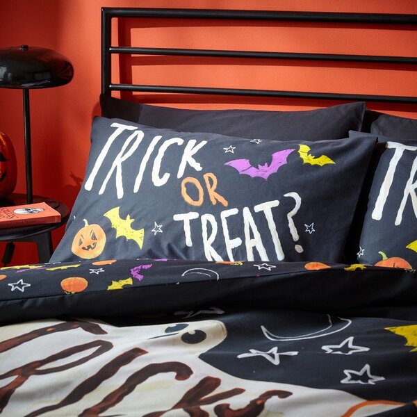 Črna enojna posteljnina 135x200 cm Halloween Trick or Treat – Catherine Lansfield