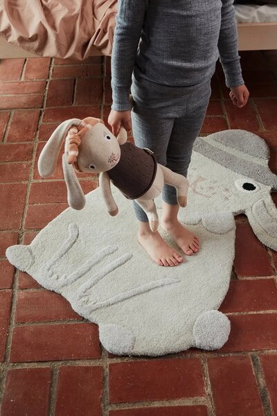 OYOY Volnena preproga OYOY Hapsi Rabbit 76 x 100 cm