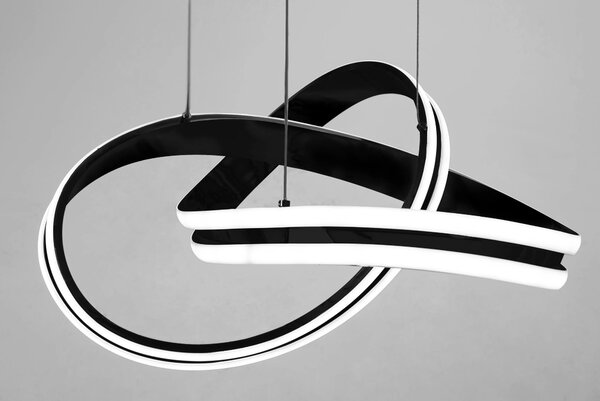 Sodobna stropna svetilka LED + PILOT APP817-CP Black