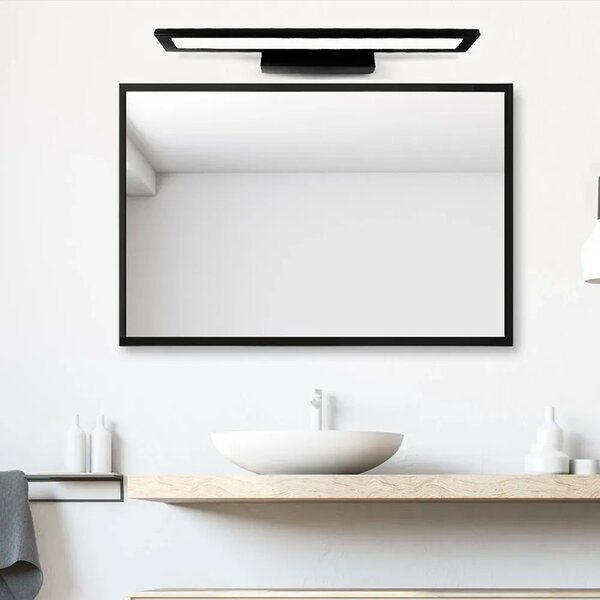 STENSKA SVETILKA ZA KOPALNICO VODILA 60CM APP840-1W RAVNA ČRNA
