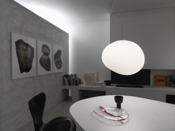 Foscarini viseča svetilka Gregg Medium, bela, višina 26 cm, zatemnjen, Bela, Dnevna soba / jedilnica, Steklo