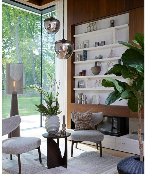 Rjava stoječa svetilka s tekstilnim senčilom (višina 180 cm) Micky – Light & Living