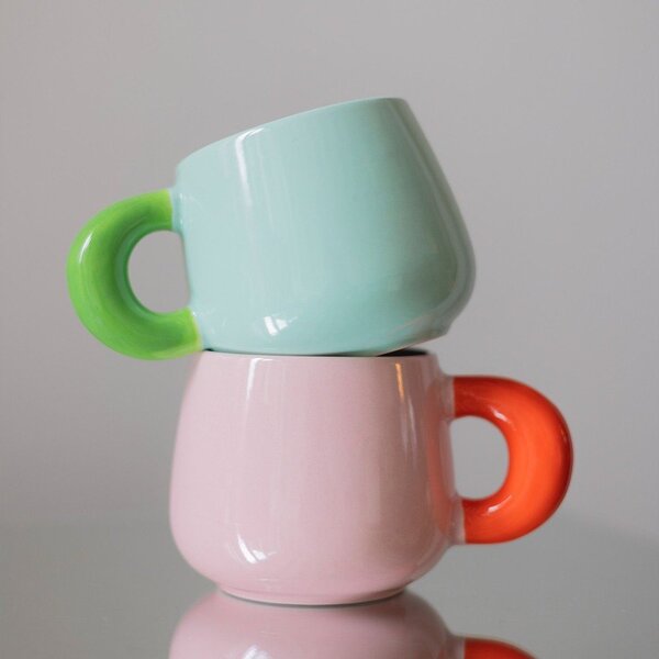 Rožnata skodelica iz porcelana new bone china 470 ml Coco – ONA