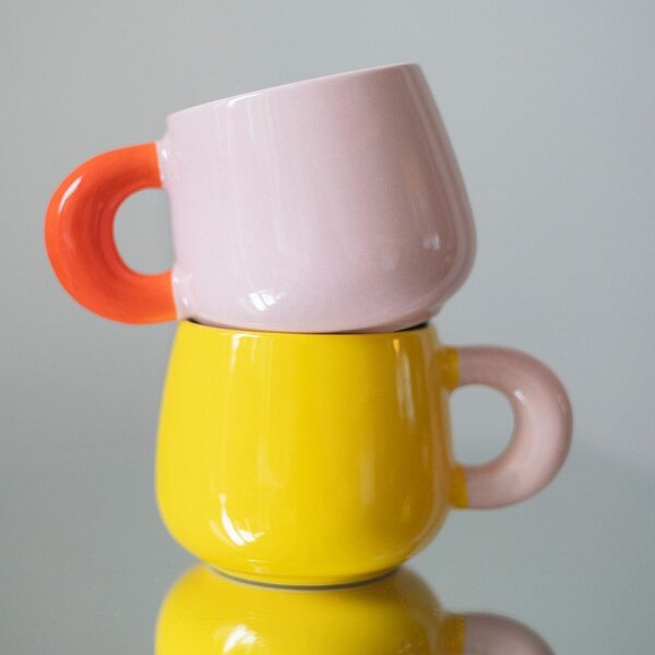 Rožnata skodelica iz porcelana new bone china 470 ml Coco – ONA
