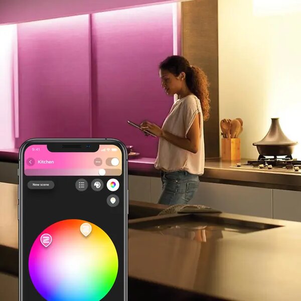 PHILIPS HUE LED TRAK LED PLUS V4 PODALJŠEK 11W/700lm 1M RGBW 8718699703448
