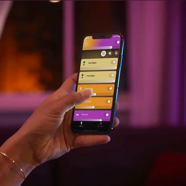 PHILIPS HUE LED TRAK LED PLUS V4 PODALJŠEK 11W/700lm 1M RGBW 8718699703448