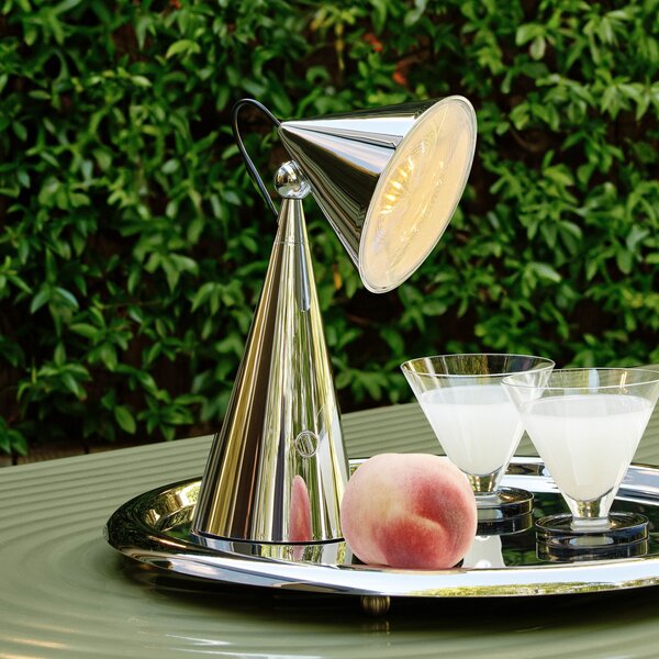 Tom Dixon LED baterijska namizna svetilka Pose, srebrna, višina 25 cm, zatemnjen, Kovinska, Dnevna soba / jedilnica, Plastika, Dizajn
