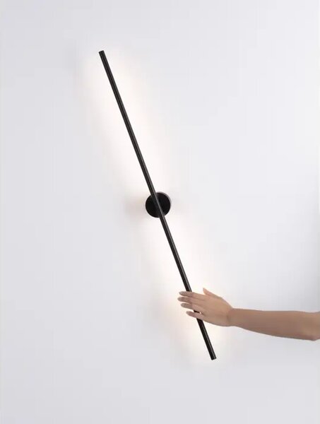 STENSKA SVETILKA CRETEL LED/3000K/15W/372Lm/ČRNA NL9172871