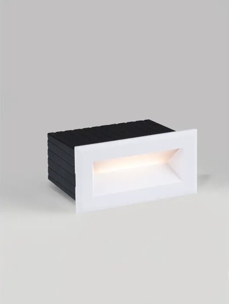 VGRADNA STENSKA SVETILKA VIVION \r\nLED 1 W 220–240 V 29 lm NL9030820