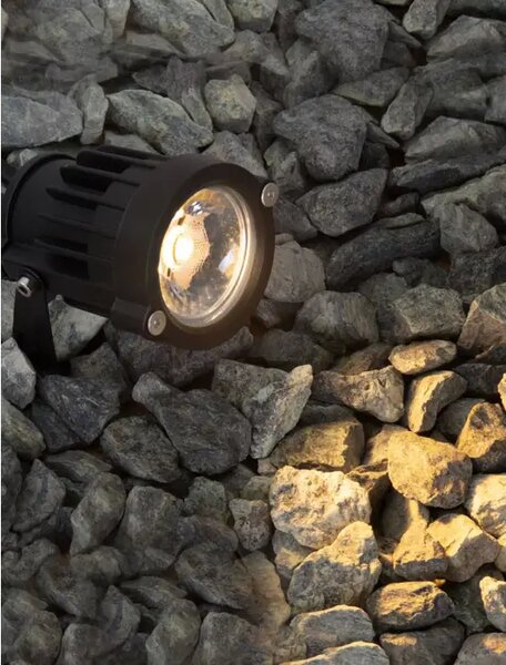 HITR TALNI REFLEKTOR \r\nLED 10 W 220–240 V 697 lm \r\n2700K IP65\r\n NL9844058