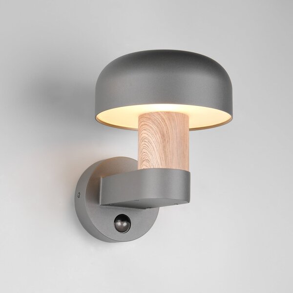 Trio Lighting Zunanja stenska svetilka Fraser Sensor, siva/leseni videz, aluminij IP54 E27, Les, Aluminij