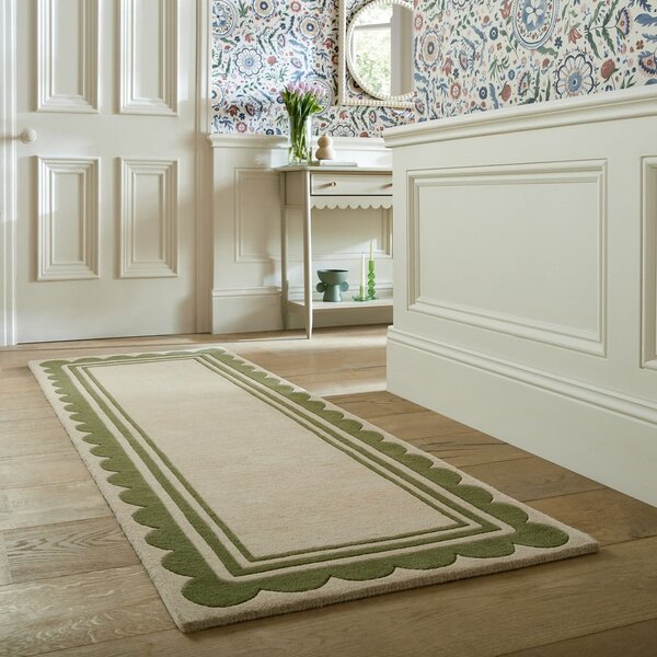 Zelen/v naravni barvi ročno tkan volnen tekač 80x230 cm Lois Scallop – Flair Rugs