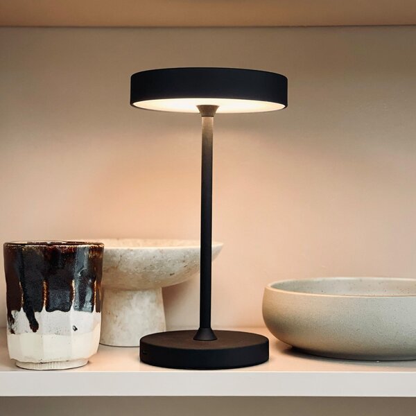 Dyberg Larsen LED namizna svetilka Starlight, črna, višina 26 cm, zatemnjen, Črna, Dnevna soba / jedilnica, Kovina, Dizajn