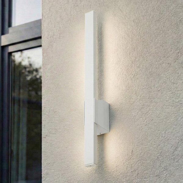 Lindby LED zunanja stenska svetilka Sakari, bela, aluminij, višina 50 cm, Bela, Aluminij, Sodobni