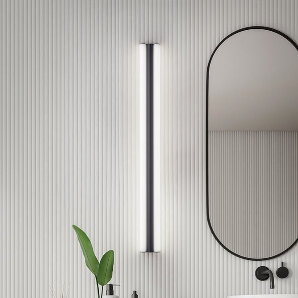 Helestra LED-ogledalo LOOM, dolžina 90 cm, črno, IP44, Črna, Kopalnica, Kovina