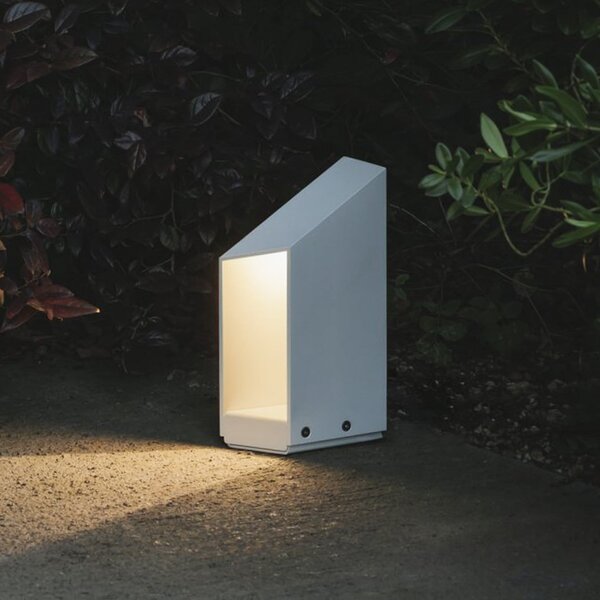 MARSET LED-sokel Domus, višina 26 cm, bela, aluminij, zatemnjen, Bela, Aluminij, Dizajn