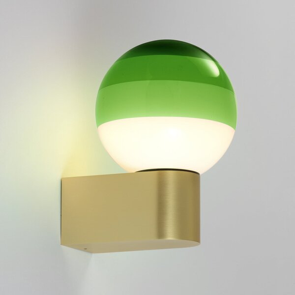 MARSET LED stenska svetilka Dipping Light A1, zelena/zlata, zatemnjen, Zlata / medeninasta, Dnevna soba / jedilnica, Kovina, Dizajn, Globus