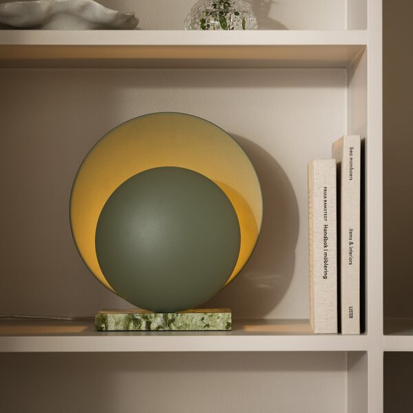 Globen Lighting namizna svetilka ORBIT, zelena, marmor, višina 32 cm, Zelena, Dnevna soba / jedilnica, Kamen, Dizajn