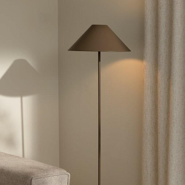 Globen Lighting Stojna svetilka Cannes, rjava, kovina, 140 cm, Rjava / rjasta, Dnevna soba / jedilnica, Kovina, Skandinavski