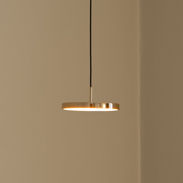 UMAGE LED-visoka svetilka Asteria Micro, polirano medenino, Ø 15 cm, zatemnjen, Zlata / medeninasta, Dnevna soba / jedilnica, Kovina, Dizajn