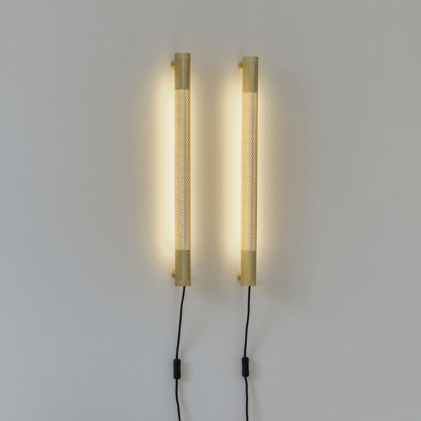GEJST stenska svetilka Radent vtič, medenina, višina 70 cm, G13 LED, Zlata / medeninasta, Dnevna soba / jedilnica, Kovina