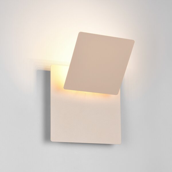 Trio Lighting LED stenska svetilka Mio, bež barva, širina 18 cm, kovina, Bež, Dnevna soba / jedilnica, Kovina, Sodobni