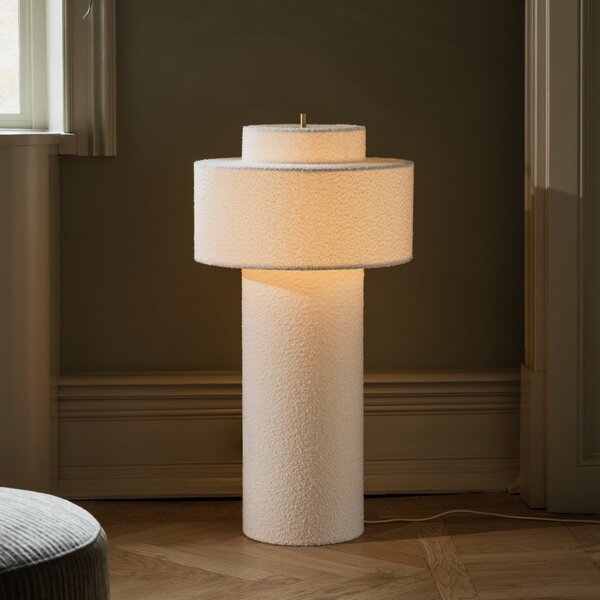 Globen Lighting Stojna svetilka Noah, bela, višina 88 cm, tekstil, Bela, Dnevna soba / jedilnica, Tkanine / tekstil, Skandinavski