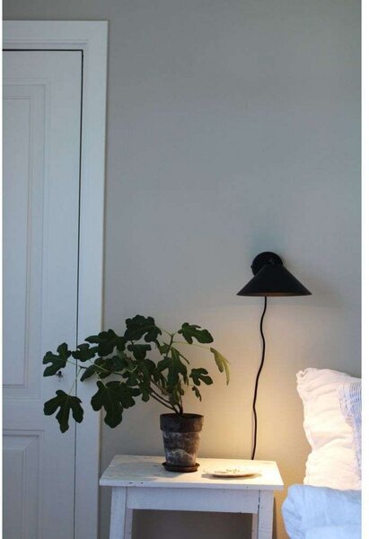 Globen Lighting stenska svetilka Cannes, črna, Ø 20 cm, Črna, Dnevna soba / jedilnica, Kovina, Skandinavski, Stenska vtičnica spodaj
