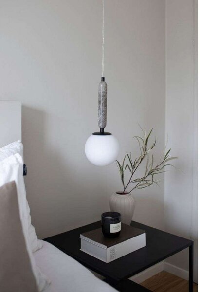 Globen Lighting obesna svetilka Torrano, zelena, Ø 15 cm, zatemnjen, Zelena, Dnevna soba / jedilnica, Steklo, Dizajn, Globus