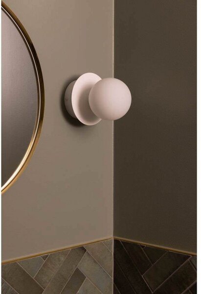 Globen Lighting stenska svetilka ART DECO, bela/bela, Ø 16 cm, IP44, zatemnjen, Bela, Dnevna soba / jedilnica, Kovina, Dizajn, Globus