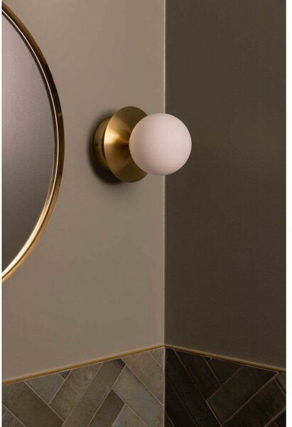 Globen Lighting stenska svetilka ART DECO, medenina/bela Ø 16 cm IP44, zatemnjen, Zlata / medeninasta, Dnevna soba / jedilnica, Kovina, Dizajn, Globus