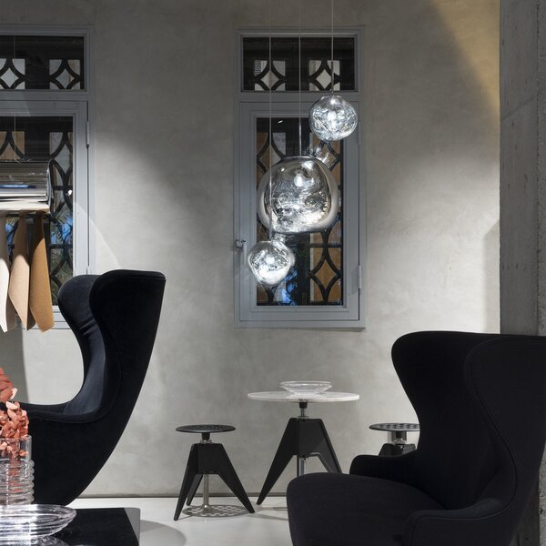 Tom Dixon LED obesna svetilka Melt Mini, Ø 28 cm, krom, zatemnjen, Kovinska, Dnevna soba / jedilnica, Plastika, Dizajn