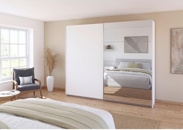 Modern Living Omara Z Drsnimi Vrati Feldkirch, Bela